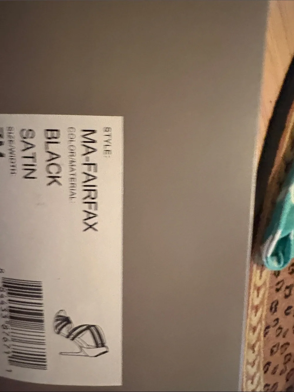 Vero Cuoio black satin size 7m from BCBGMAXAZRIA